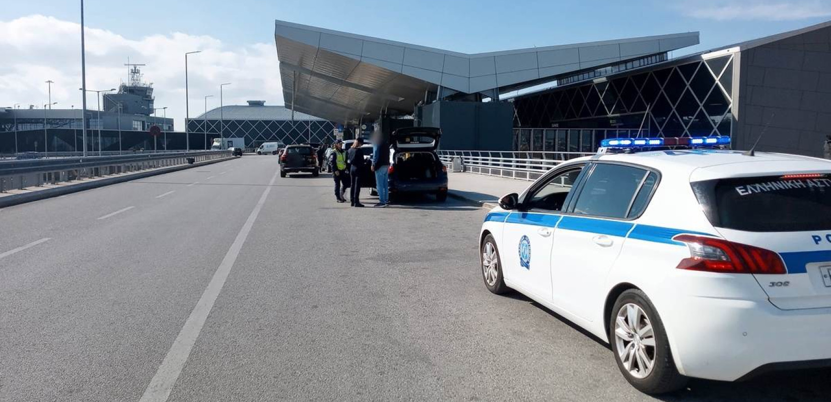 Θεσσαλονίκη: 88 συλλήψεις και πάνω από 3.000 παραβάσεις στο αεροδρόμιο «Μακεδονία» τους καλοκαιρινούς μήνες