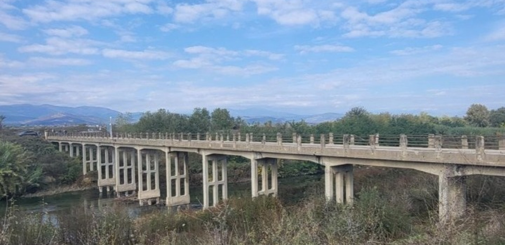 Σκύδρα: Μελέτη στατικής επάρκειας και υδραυλική μελέτη απαιτούνται πριν την αποκατάσταση της γέφυρας Αρσενίου