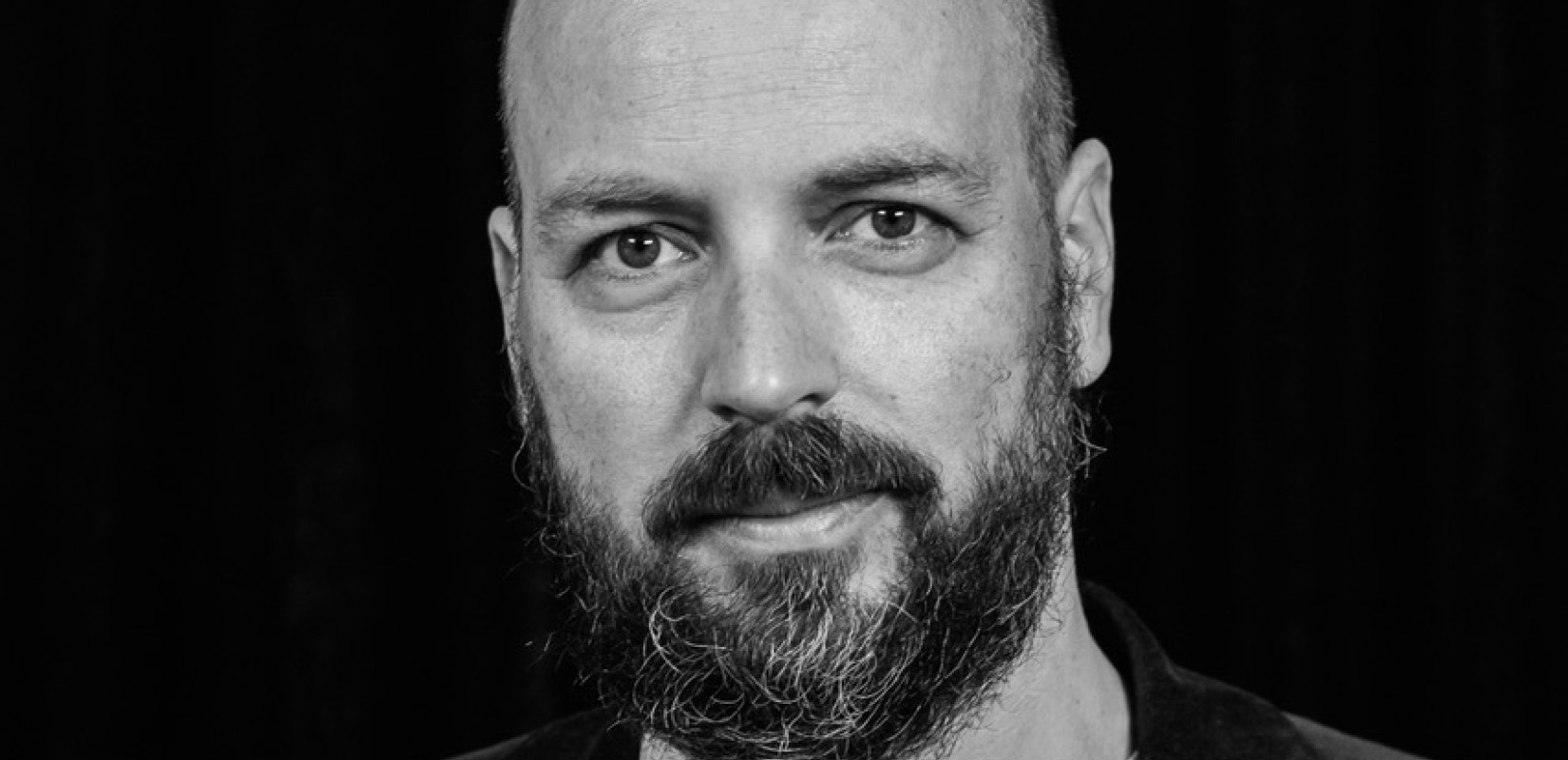 Γκιόργκι Πάλφι στη «ΜτΚ»: «Είμαι πεπεισμένος ότι η τέχνη μπορεί να φέρει πραγματικές αλλαγές»