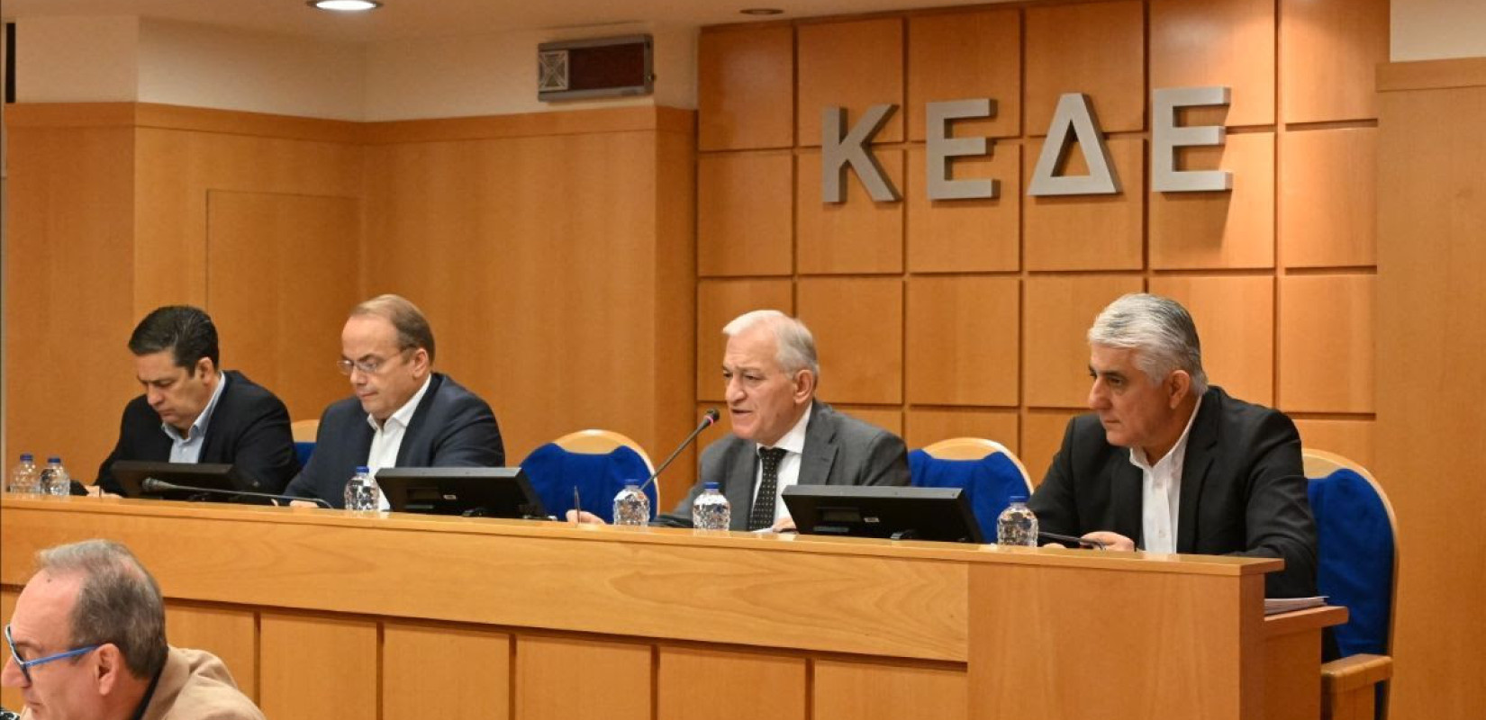 Στα δικαστήρια για τις Πολεοδομίες οι δήμοι λίγο πριν μεταφερθούν στο Κτηματολόγιο - «Δεν θα προσβάλλει κανείς τα κεκτημένα μας» λέει η ΚΕΔΕ