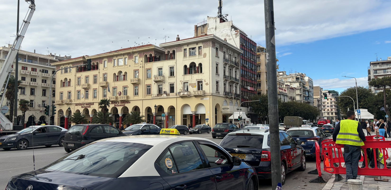 Θεσσαλονίκη: Απεργούν για 24 ώρες την Τετάρτη τα ταξί - Δεν ικανοποιήθηκαν τα αιτήματά τους