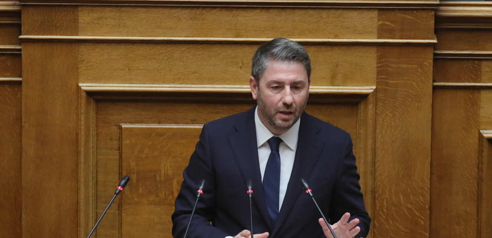 Το ΠΑΣΟΚ συνεχίζει το «σκληρό ροκ» κατά της κυβέρνησης για ακρίβεια και καθημερινότητα