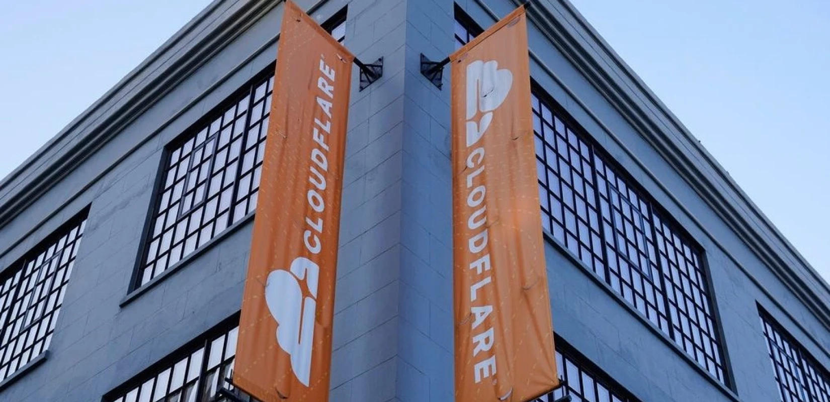 Cloudflare: «Δεν ήταν κυβερνοεπίθεση» το τεχνικό πρόβλημα που παρέλυσε το διαδίκτυο - Ξεκίνησε η αποκατάσταση των πλατφορμών