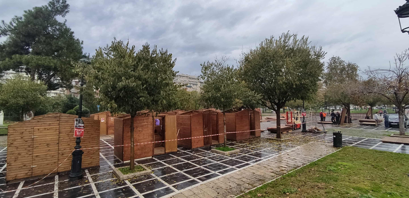 Θεσσαλονίκη: Στήνεται το Χωριό των Χριστουγέννων στην Αριστοτέλους