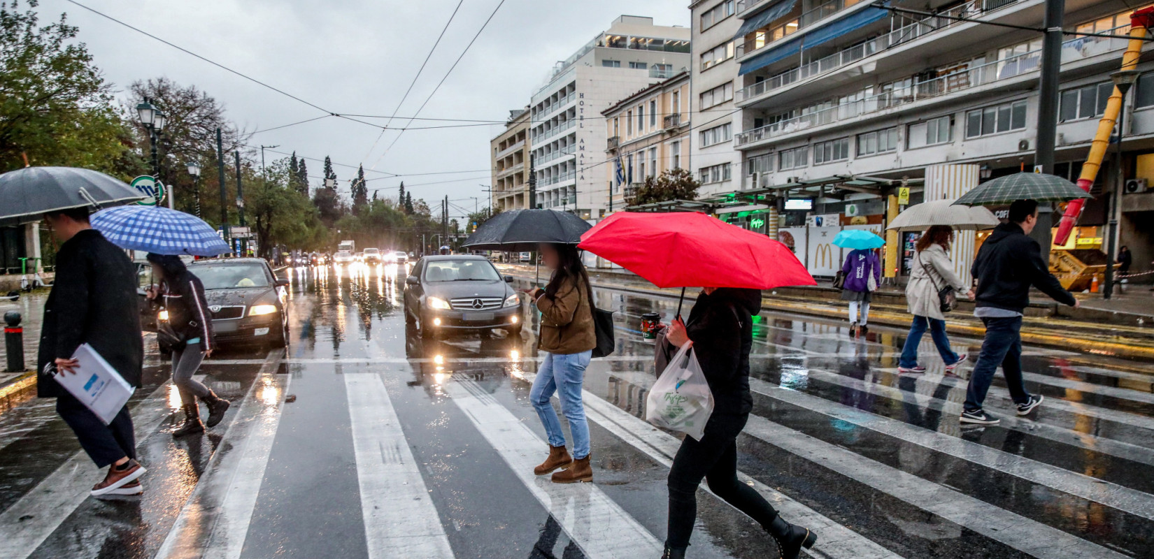 Πρόγνωση καιρού: Μεταβολή με βροχές και πτώση θερμοκρασίας την Πέμπτη