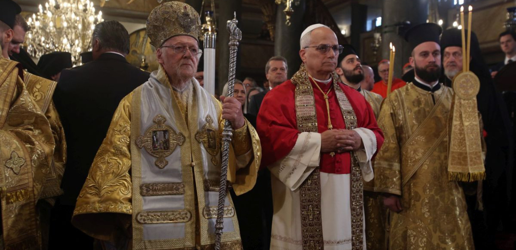 Μηνύματα ειρήνης εξέπεμψαν από το Φανάρι ο Οικουμενικός Πατριάρχης Βαρθολομαίος και ο πάπας Λέων