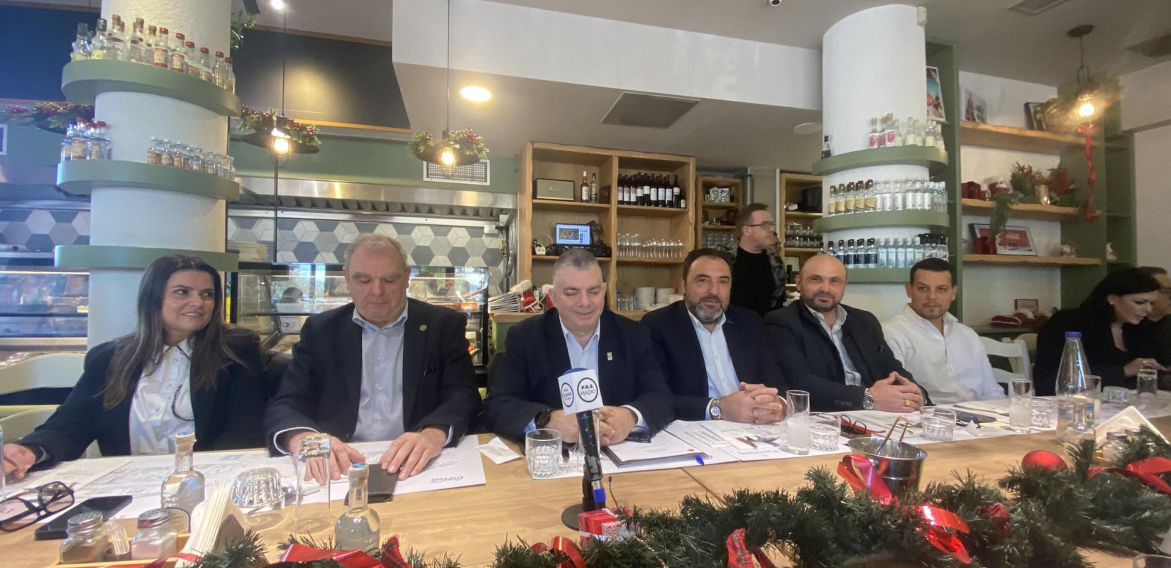 Θεσσαλονίκη: Σύννεφα στο επιχειρείν από τα μπλόκα των αγροτών - «15% πάνω το μεταφορικό κόστος»