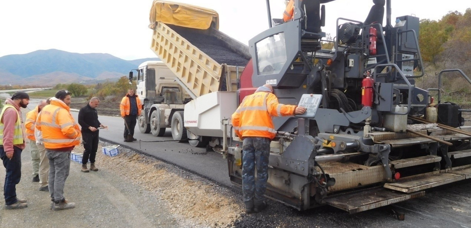 Θεσσαλονίκη: Η πρώτη επιτυχημένη εφαρμογή εισαγωγής ανακυκλωμένου πλαστικού σε ασφαλτοτάπητες από φοιτητές του ΑΠΘ