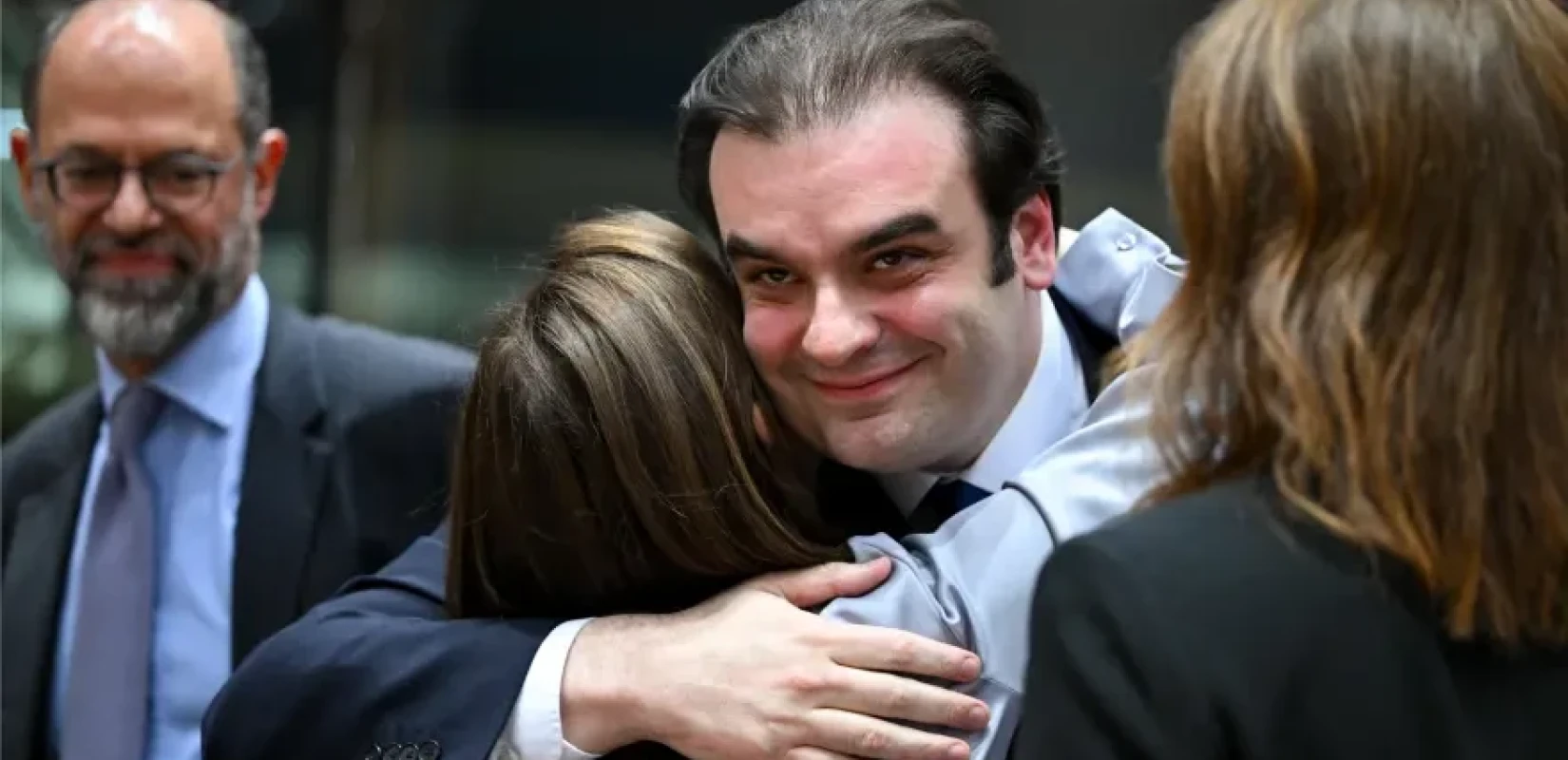 Γερμανία: Η εκλογή του Κυρ. Πιερρακάκη στα ΜΜΕ - «Από προβληματικό παιδί σε μαθητή-υπόδειγμα»