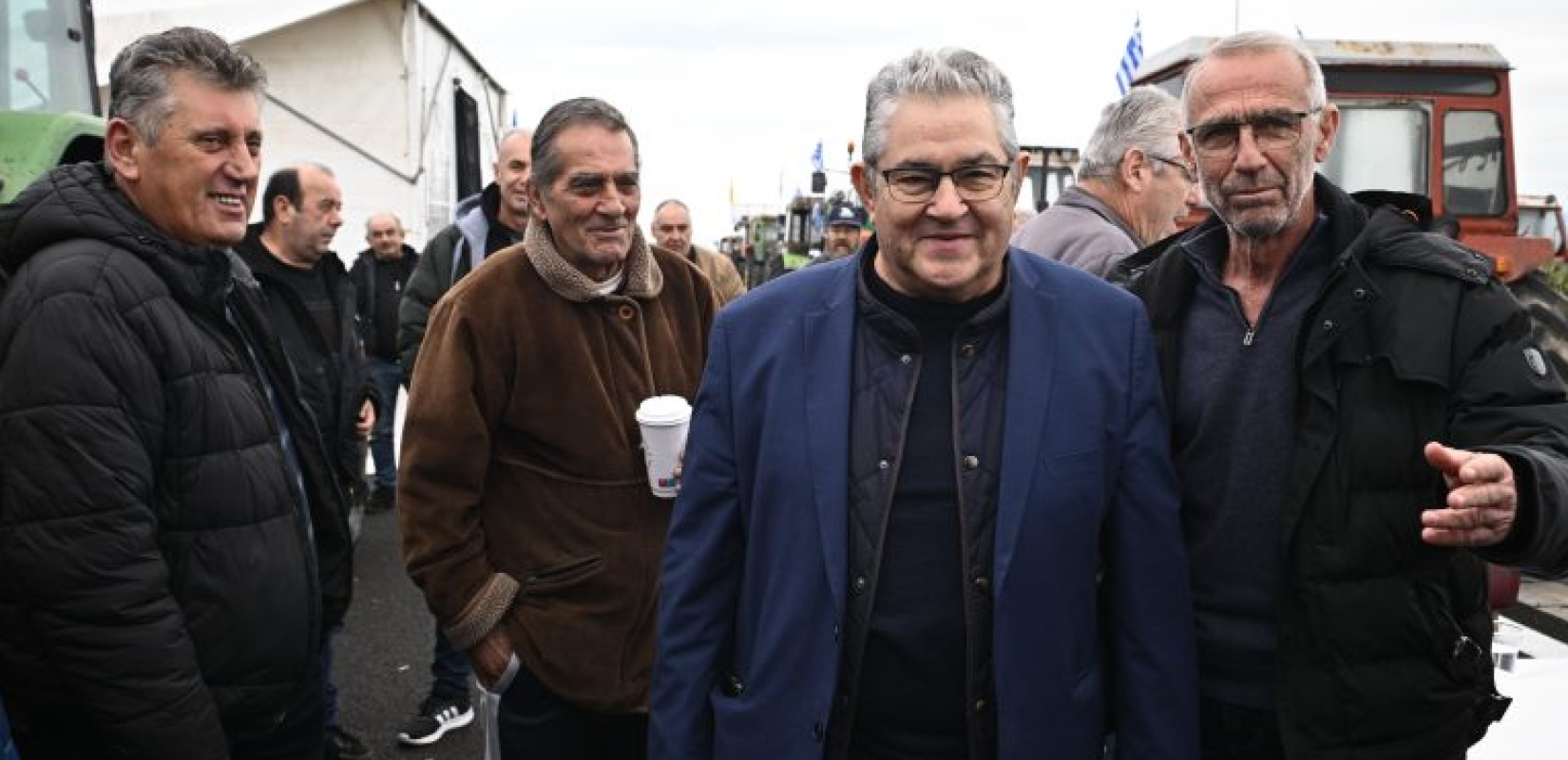 Δ. Κουτσούμπας από το μπλόκο της Καρδίτσας στον Ε-65: «Στηρίζουμε το δίκιο αυτής της πάλης»