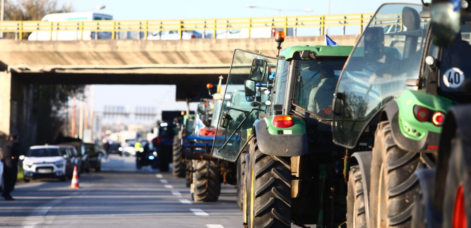 Θεσσαλονίκη: Με τρακτέρ και οχήματα ετοιμάζονται να «πολιορκήσουν» το λιμάνι, αγρότες και κτηνοτρόφοι - Όλο το σχέδιο