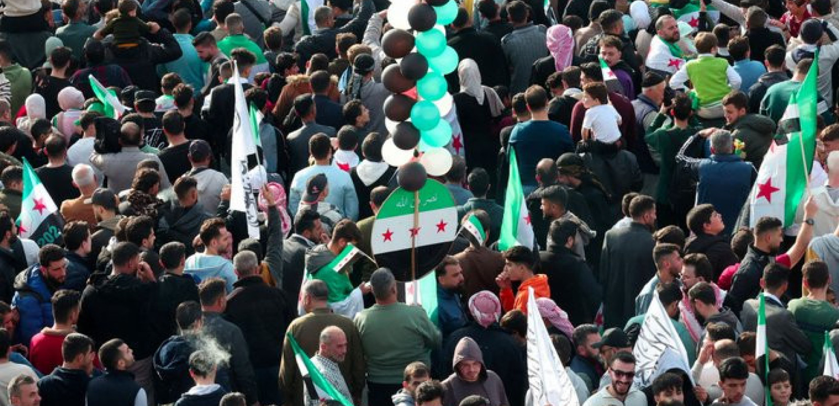 Συρία: Πανηγυρικές εκδηλώσεις στην Δαμασκό για την πρώτη επέτειο ανατροπής του Άσαντ (βίντεο)