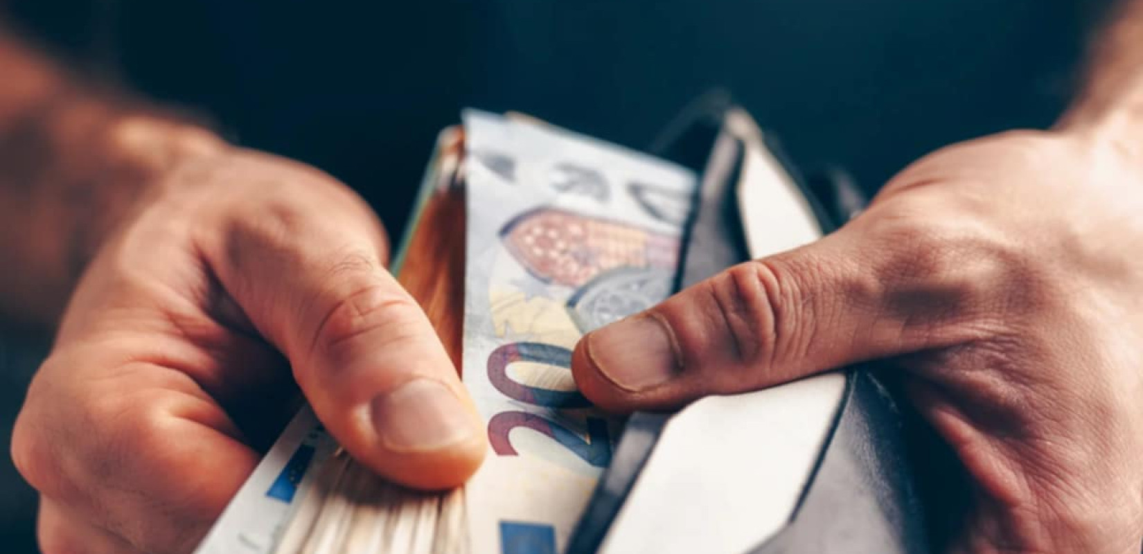 Ο «χάρτης» πληρωμών από e-ΕΦΚΑ και ΔΥΠΑ για την περίοδο 14 έως 17 Απριλίου