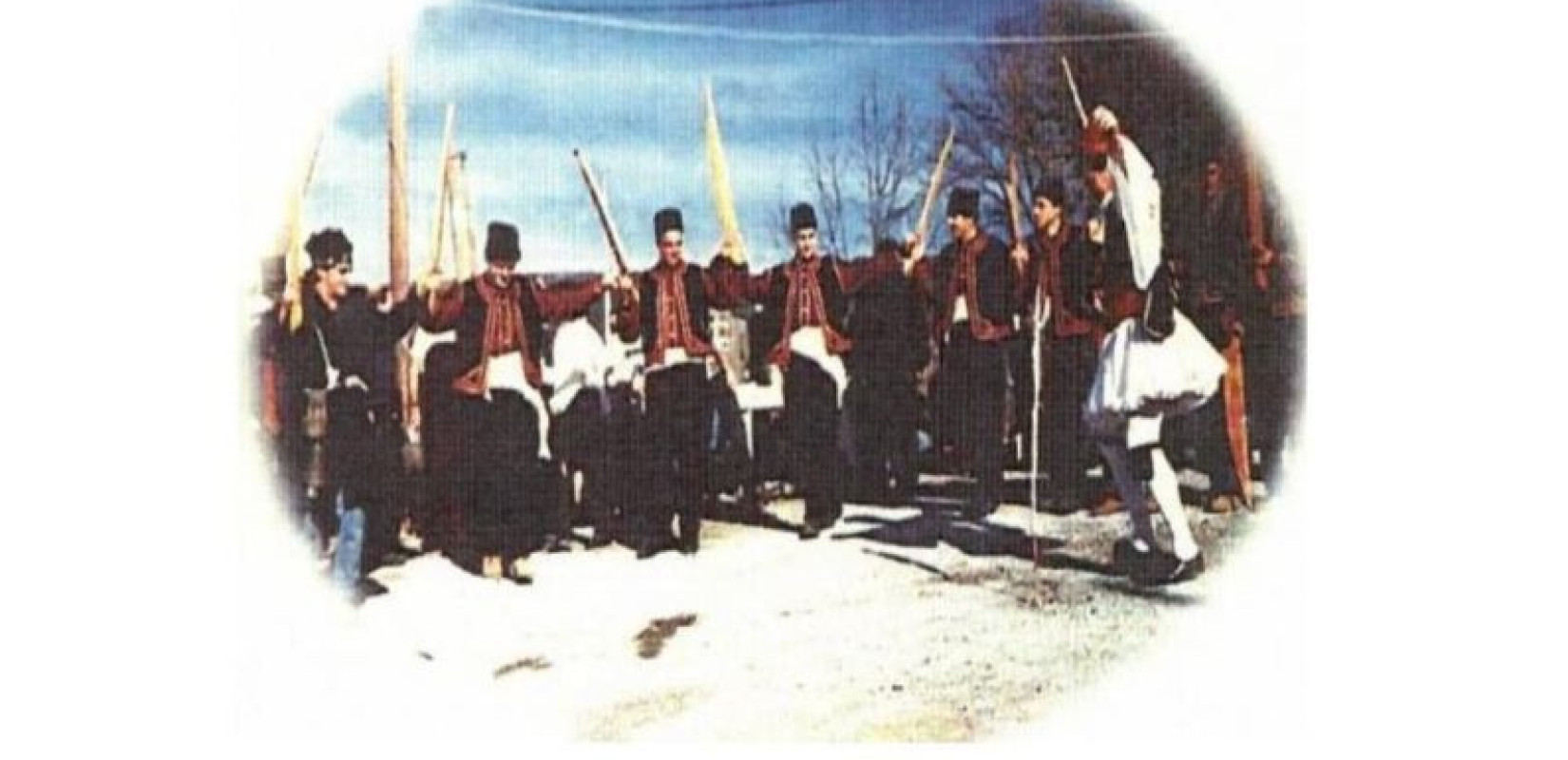 Θεοφάνια στο Παλαιόκαστρο Χαλκιδικής: Ζωντανεύουν οι παραδοσιακοί Φωταροί
