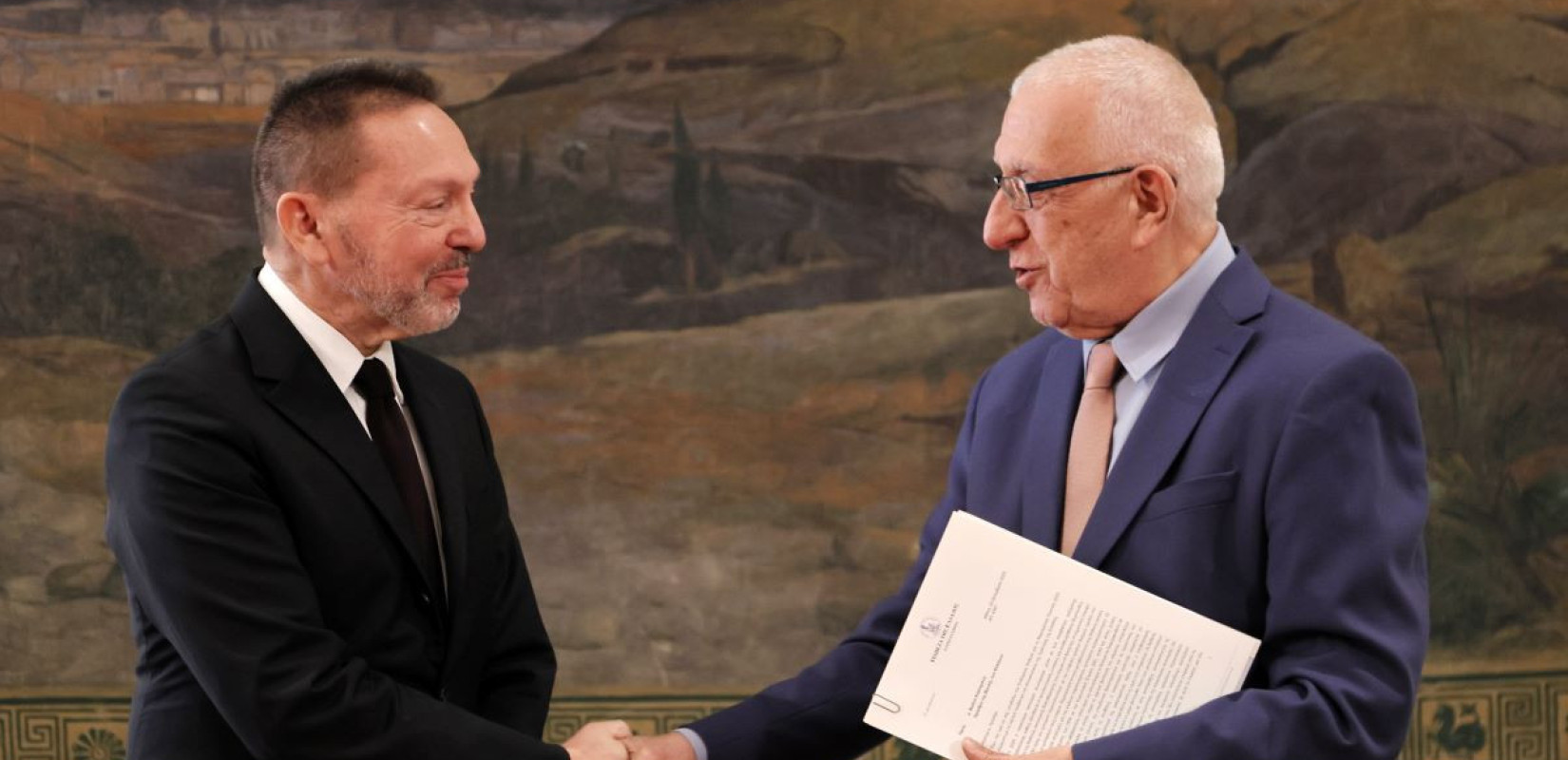 Ν. Κακλαμάνης: Παρέλαβε την ενδιάμεση έκθεση της ΤτΕ για τη Νομισματική Πολιτική του 2025