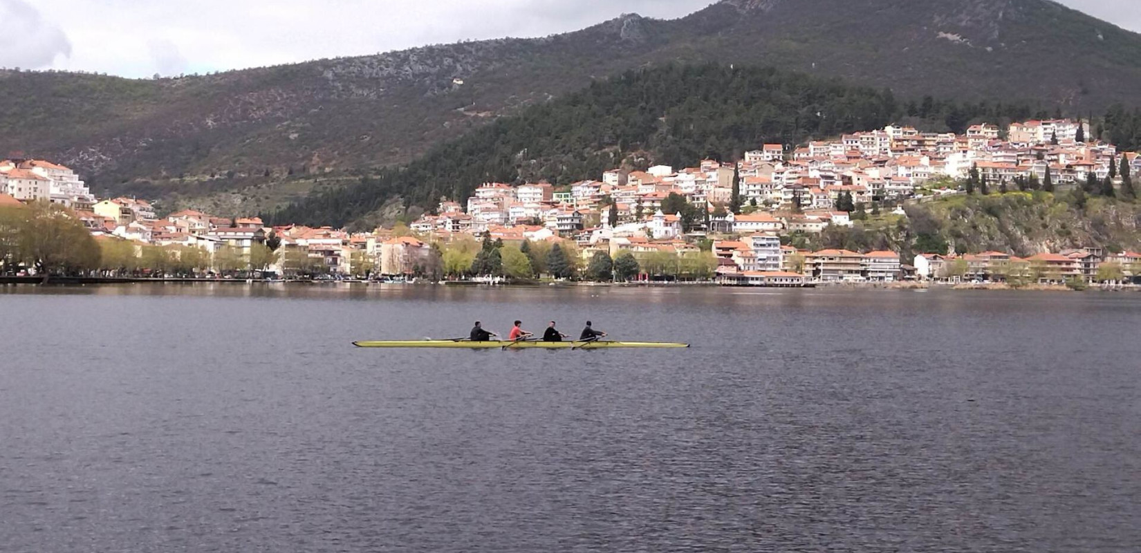 Φωτογραφία αρχείου από τη λίμνη της Καστοριάς