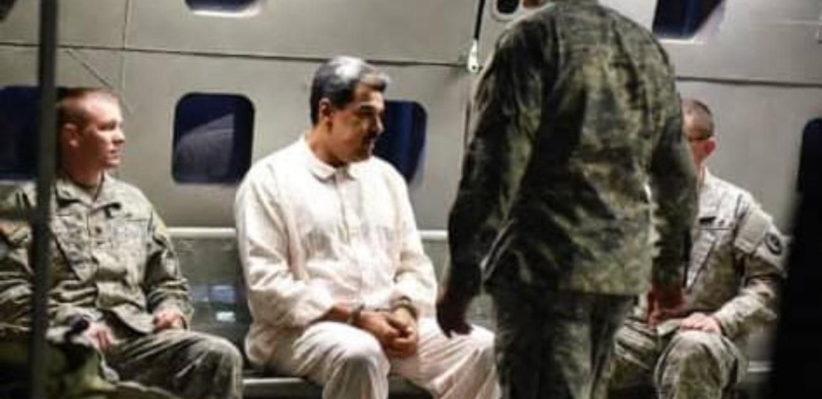 Δραματικές εξελίξεις στη Βενεζουέλα - Η πρώτη φωτογραφία του Μαδούρο με χειροπέδες