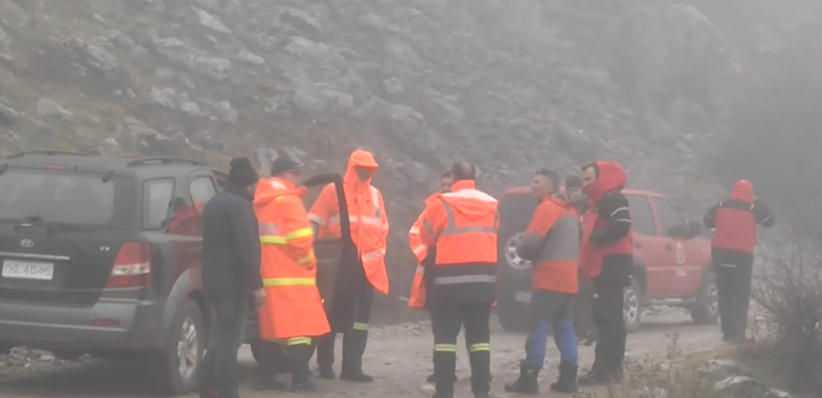 Τραγωδία στα Βαρδούσια: Αγκαλιασμένοι κάτω από τη χιονοστιβάδα βρέθηκαν νεκροί οι τέσσερις ορειβάτες