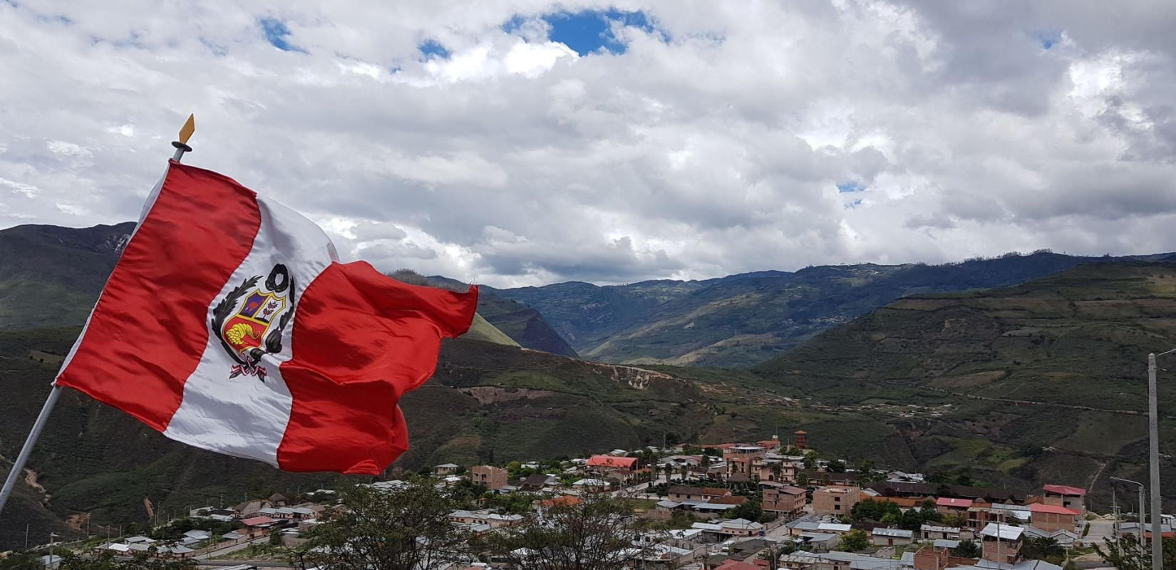 Εκλογές στο Περού: Την πρωτιά κρατάει η  Φουχιμόρι - «Ντέρμπι» για την 2η θέση μεταξύ άκρας δεξιάς και ριζοσπαστικής αριστεράς (βίντεο)