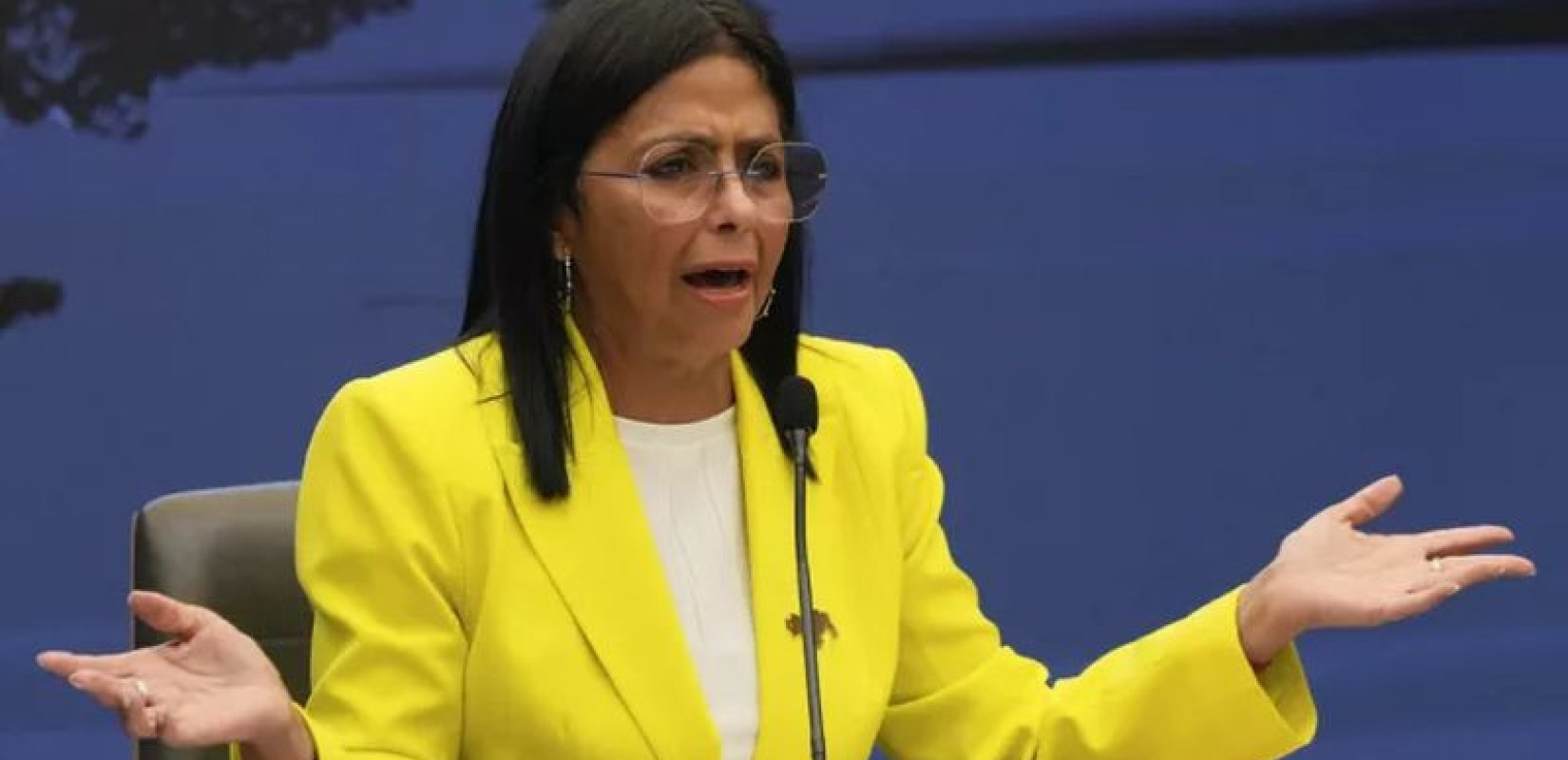 Βενεζουέλα: Η Ντέλσι Ροντρίγκες στέλνει μήνυμα στις ΗΠΑ - «Φτάνει με τις διαταγές της Ουάσιγκτον»