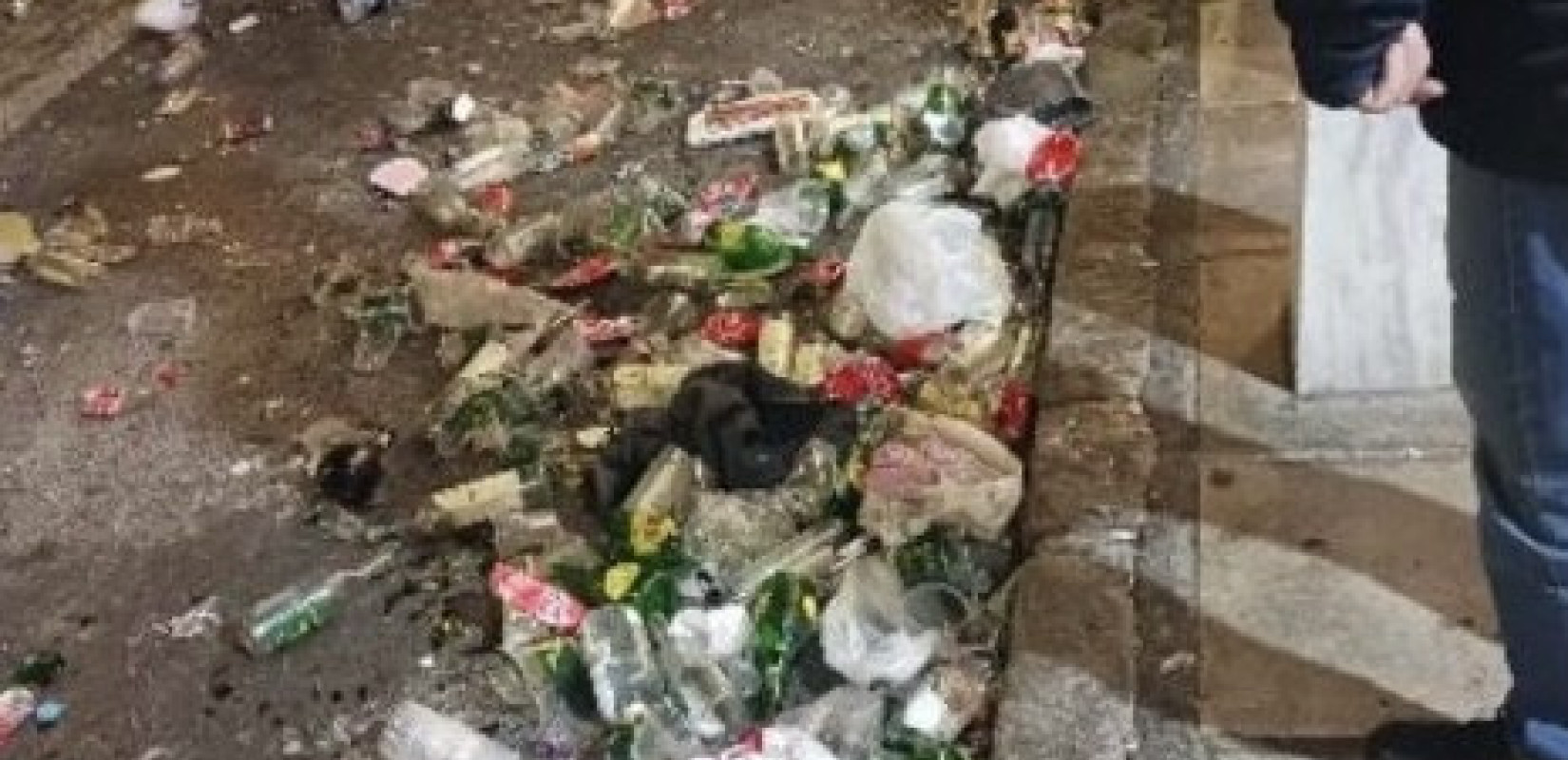 Θεσσαλονίκη: Τουλάχιστον 700 τόνους σκουπιδιών μάζεψε ο Δήμος από τα Πρωτοχρονιάτικα πάρτι