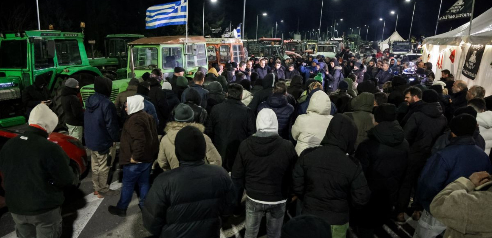 Αγρότες: Πρόταση για «απόβαση» με τρακτέρ στην Αθήνα από το μπλόκο της Νίκαιας (βίντεο)