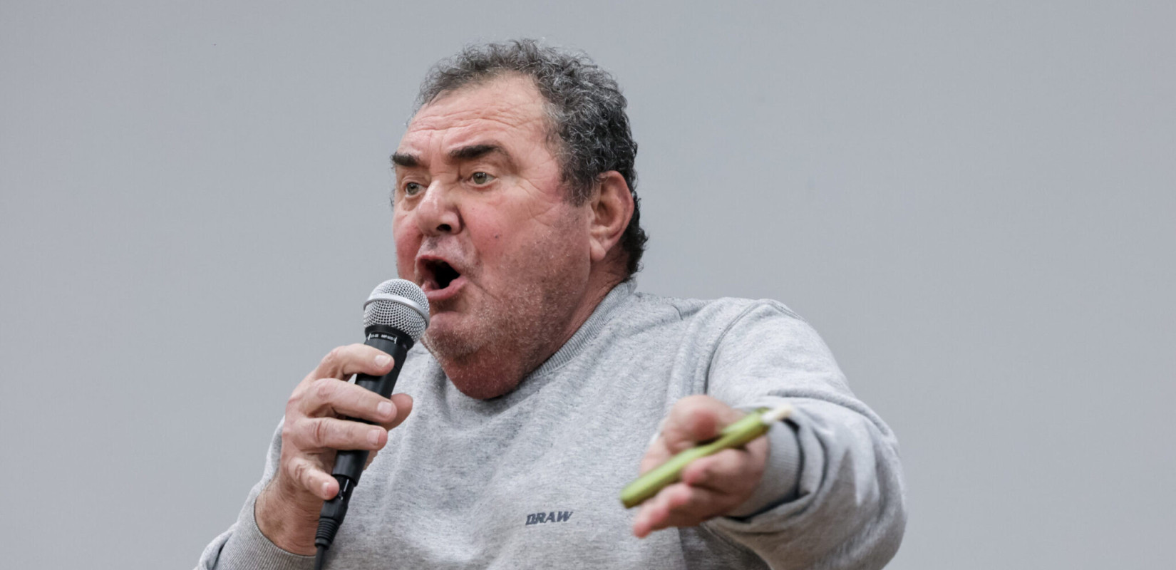 Ανεστίδης: Απειλεί με μηνύσεις κι  αγωγές για την αναπαραγωγή των δηλώσεών του για τον πρωθυπουργό