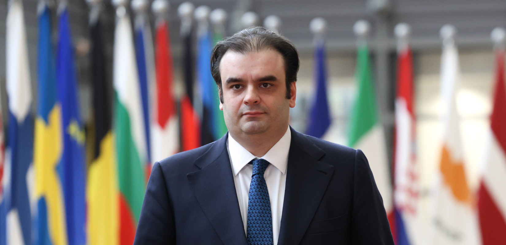 Κ. Πιερρακάκης από Eurogroup: «Πρέπει να επανεκτιμήσουμε τον ρόλο του ευρώ στο διεθνές νομισματικό σύστημα»