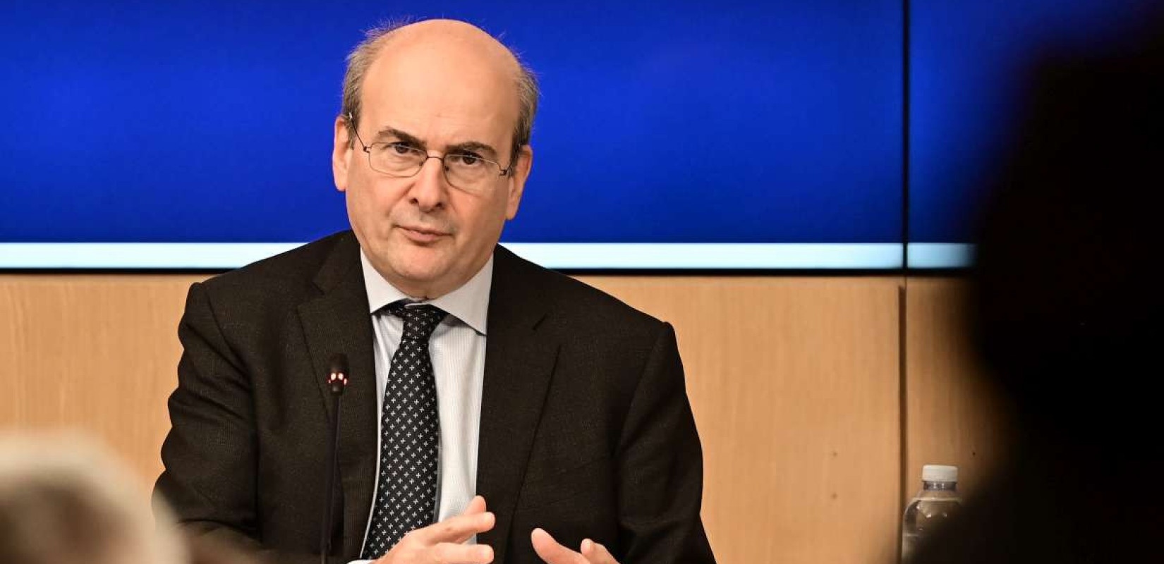 Κ. Χατζηδάκης: «Το εθνικό μας καρκίνωμα, ο λαϊκισμός κοινός παρονομαστής σε όλα τα κόμματα της αντιπολίτευσης» (βίντεο)