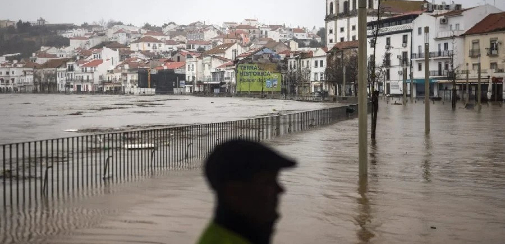 Πορτογαλία: Νεκρός 60χρονος από τις πλημμύρες της καταιγίδας Λεονάρντο