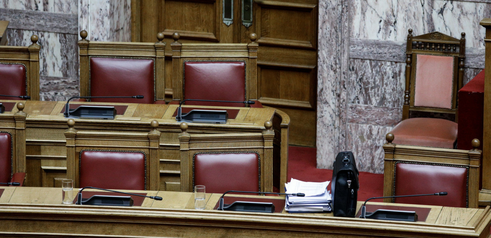 Αργά το απόγευμα η ψήφιση των ενεργειακών συμφωνιών Ελλάδας - κοινοπραξίας Chevron και Helleniq
