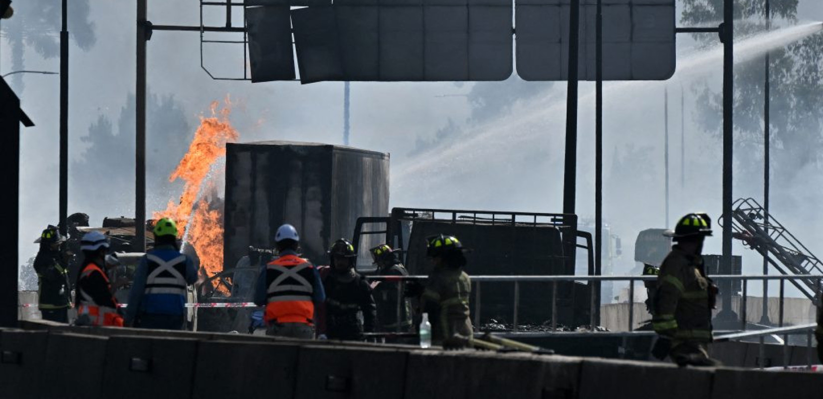 Χιλή: Τέσσερις νεκροί και 17 τραυματίες από έκρηξη βυτιοφόρου στο Σαντιάγο
