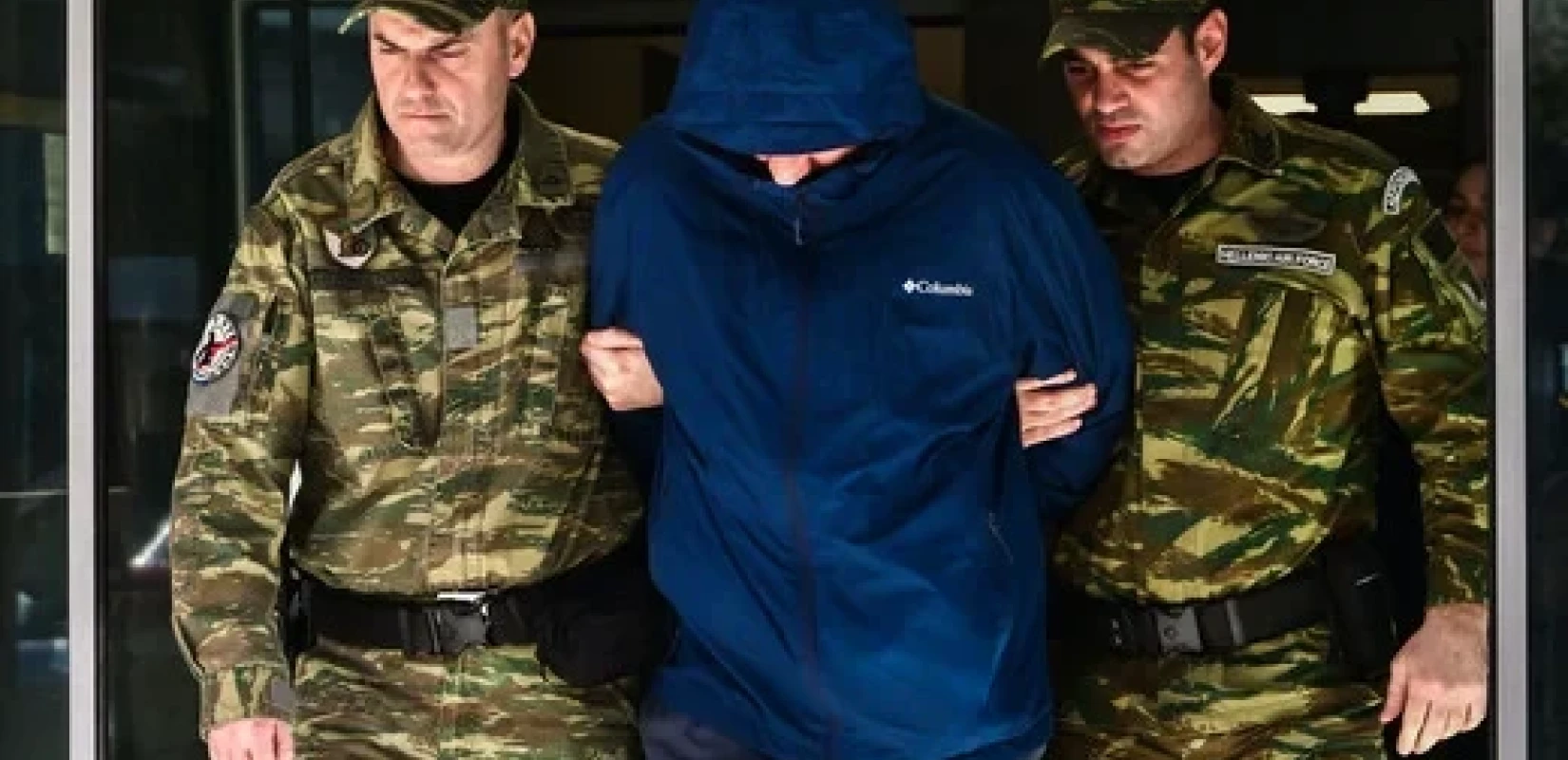 Υπόθεση κατασκοπείας: Γυναίκα είναι ο άνθρωπος - σκιά πίσω από τον 54χρονο σμήναρχο