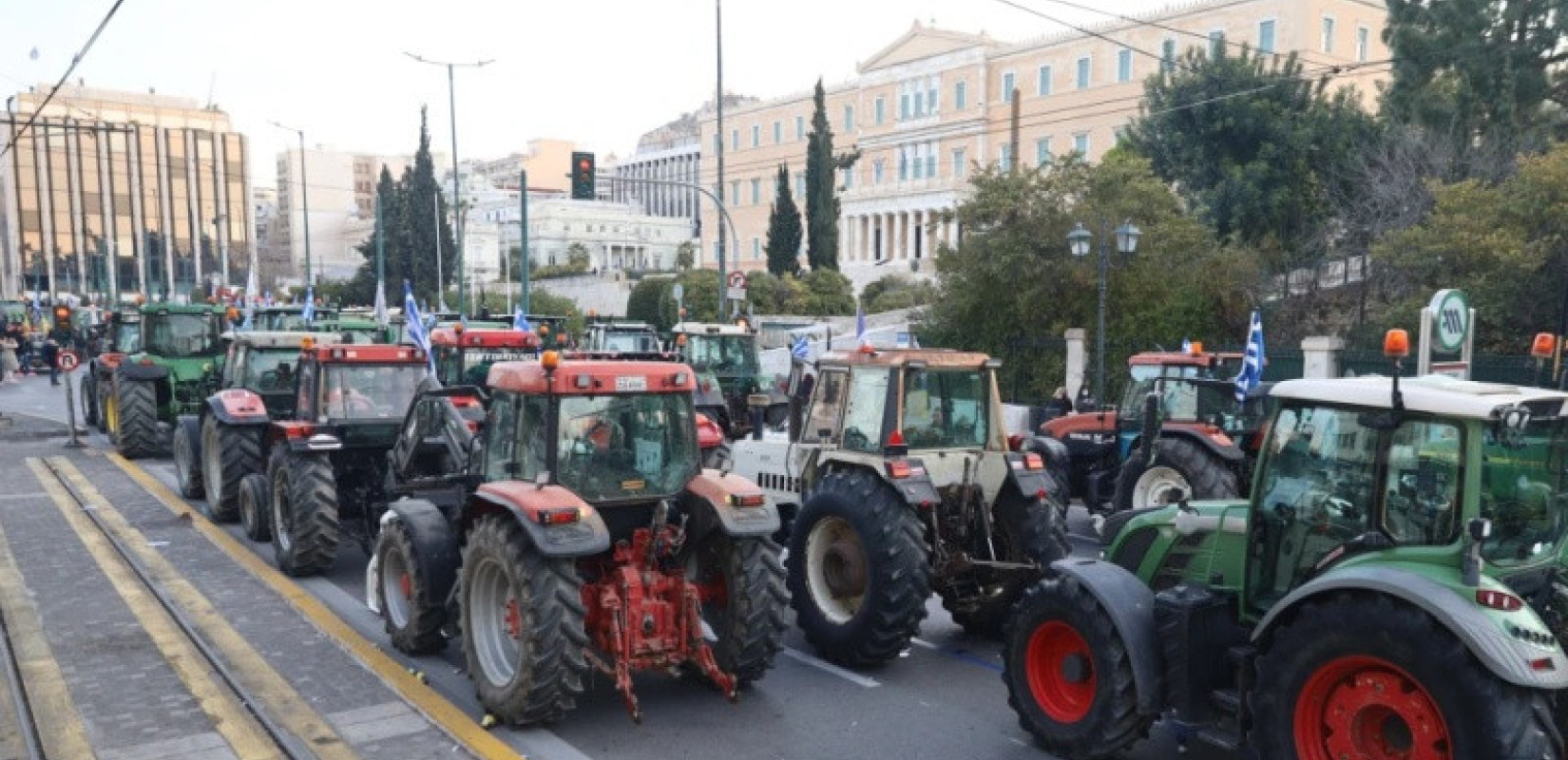 Από... απολύμανση θα περνάνε τα τρακτέρ πριν μπούνε στην Αθήνα για το σημερινό συλλαλητήριο - Ποιες οι κινήσεις των αγροτών