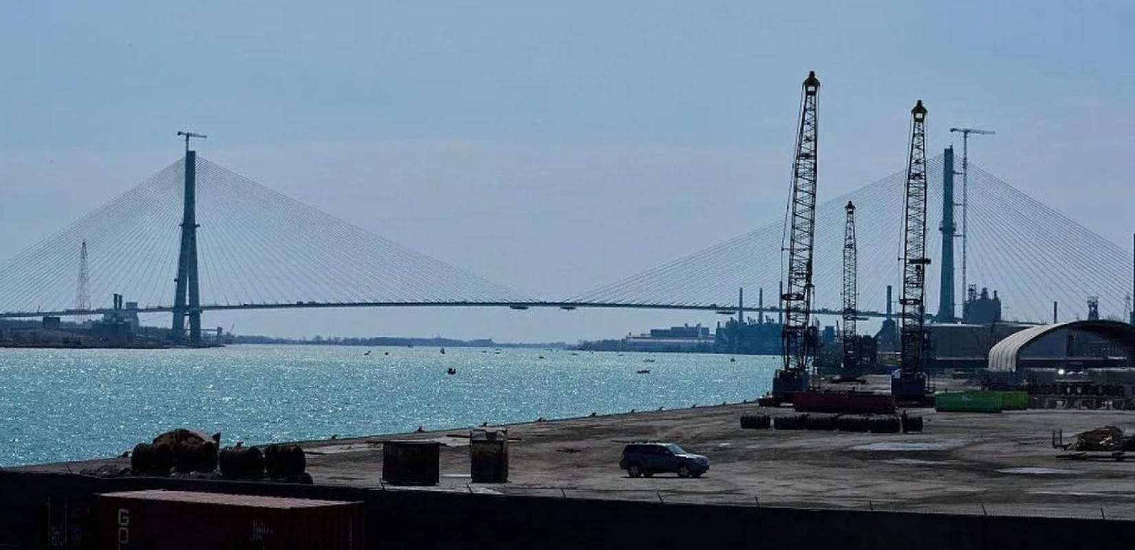 Ο Τραμπ απειλεί να μπλοκάρει τη γέφυρα Καναδά-ΗΠΑ - «Η Αμερική πρέπει να έχει τουλάχιστον τη μισή ιδιοκτησία»