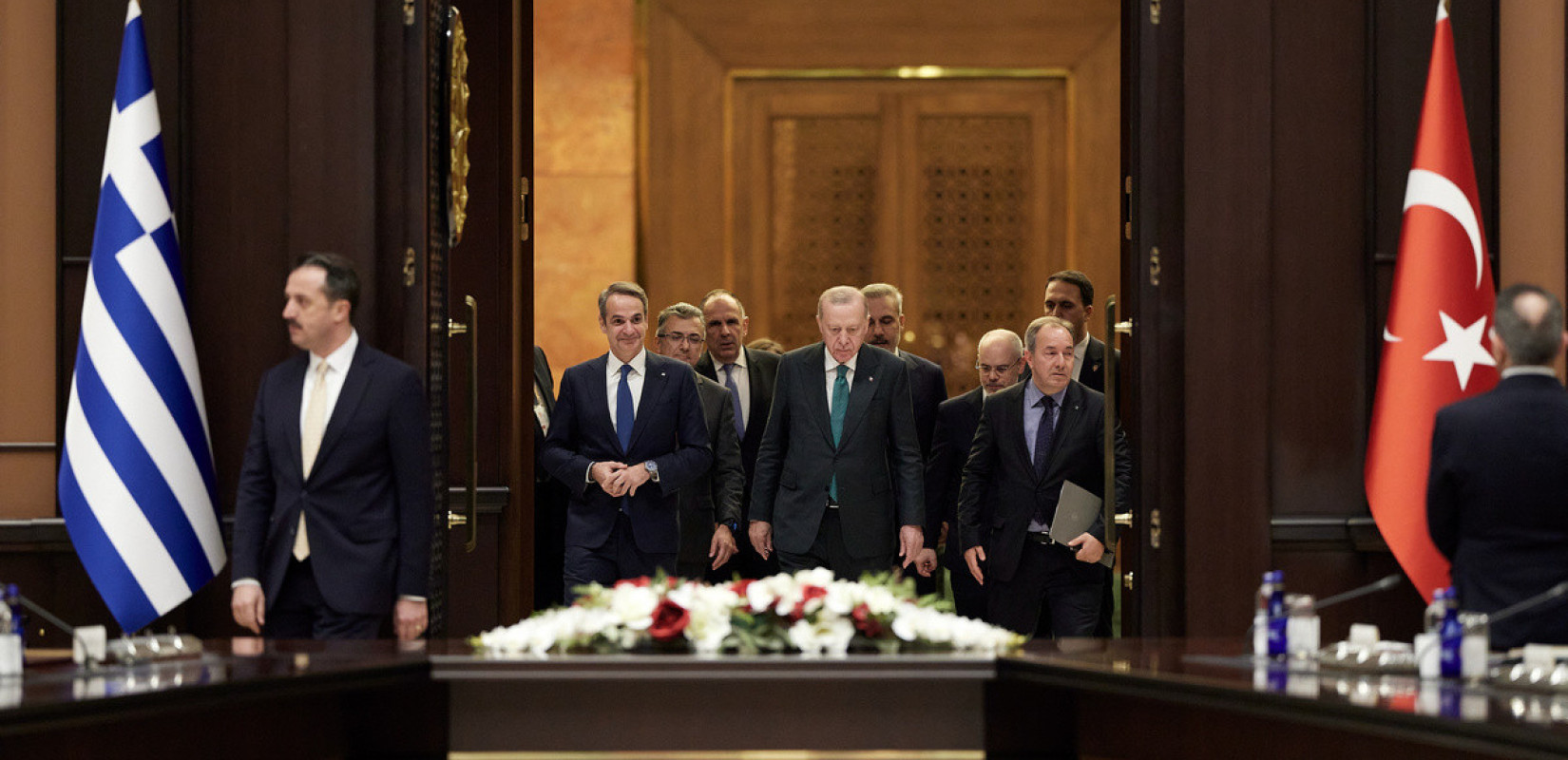 Άγκυρα: Διάρκειας 1 ώρας και 30 λεπτών η συνάντηση Μητσοτάκη - Ερντογάν - «Καιρός να αρθεί κάθε απειλή» είπε ο πρωθυπουργός (βίντεο)