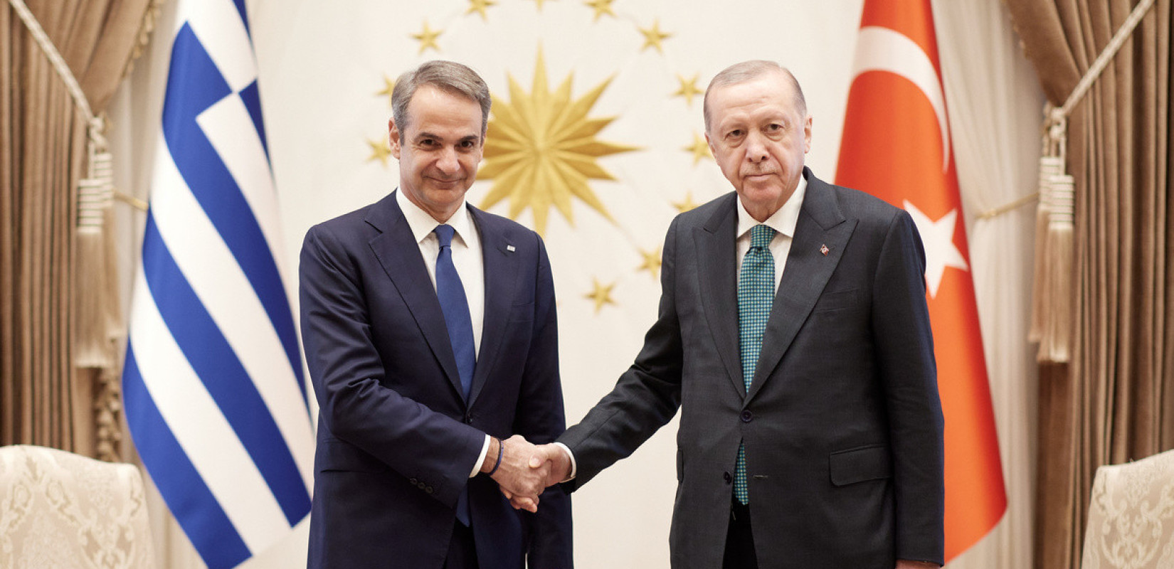 Ικανοποίηση στην κυβέρνηση για τη συνάντηση στην Άγκυρα