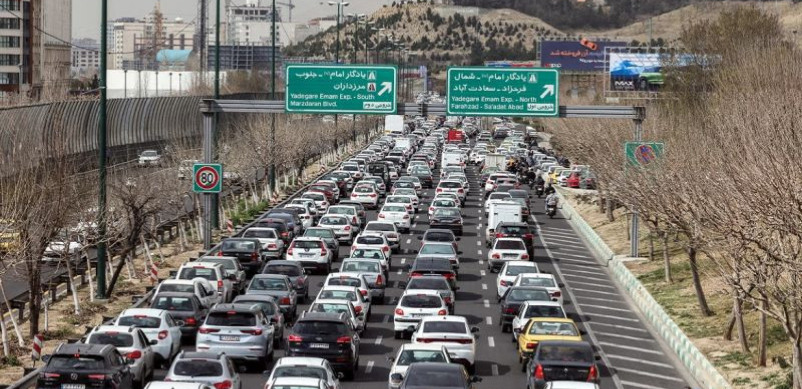 Η ιρανική κυβέρνηση καλεί τους κατοίκους της Τεχεράνης να εγκαταλέιψουν την πόλη (βίντεο)