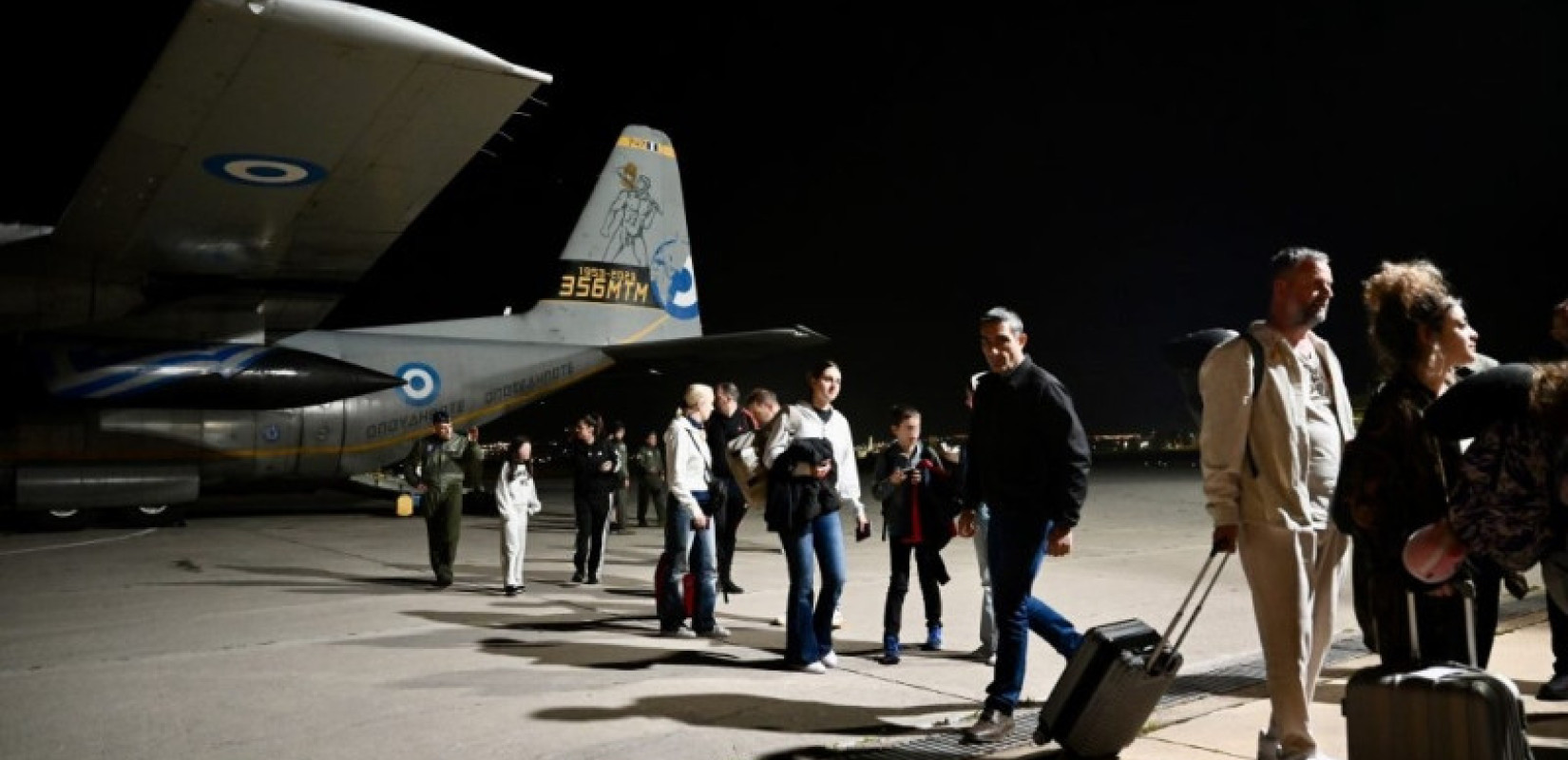 Σε εξέλιξη οι επιχειρήσεις επαναπατρισμού Ελλήνων από τη Μέση Ανατολή - Δύο πτήσεις αναμένονται σήμερα από το Ομάν