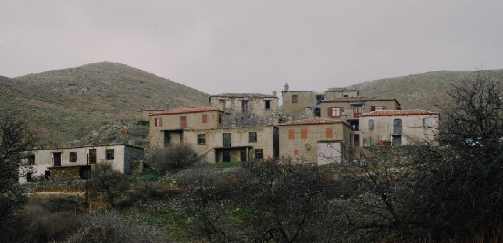 Ιστορίες της Ίμβρου: Το «EXILE(S)» φωτίζει τα τραύματα και τις μνήμες ενός αιώνα