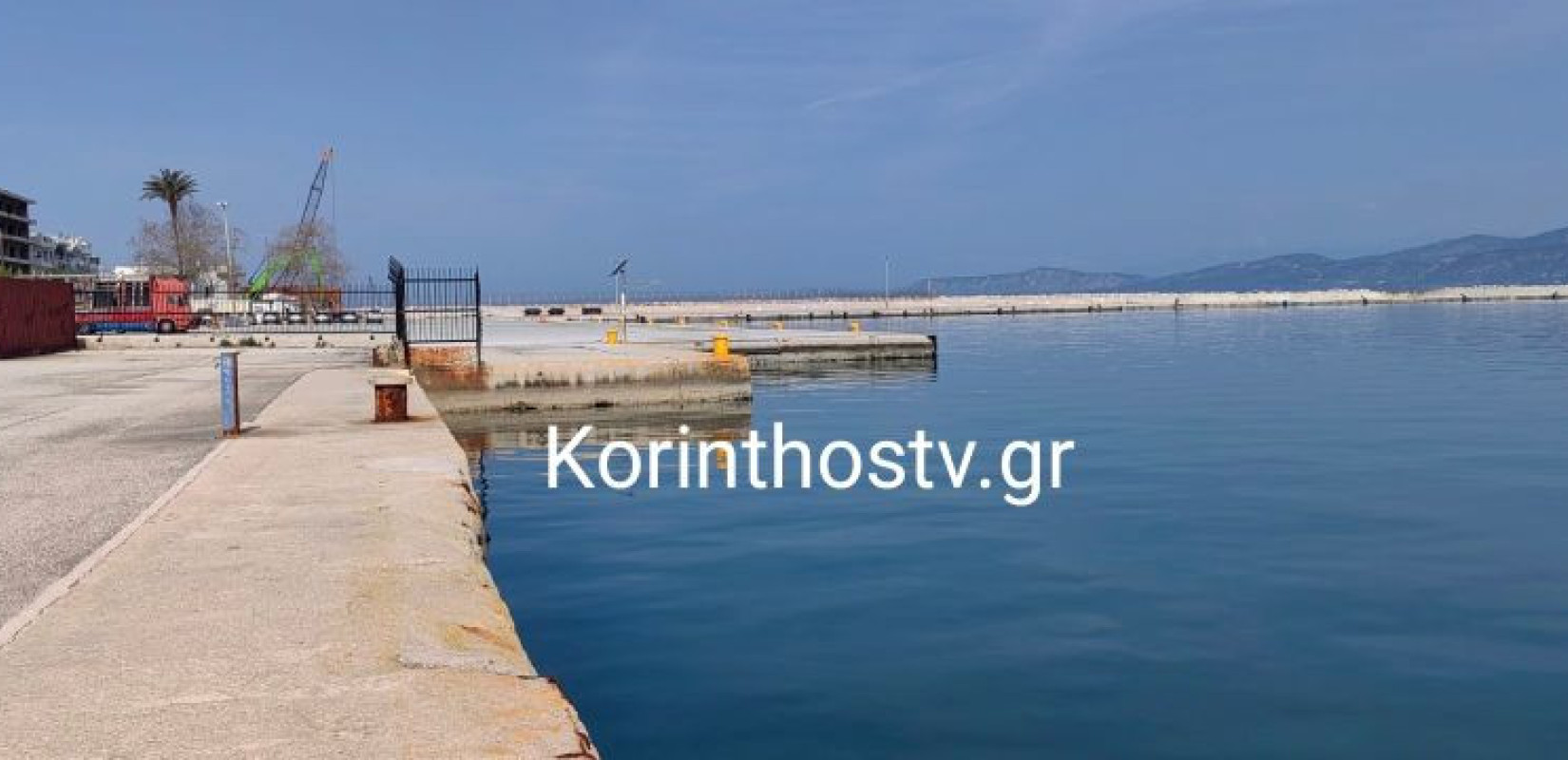 Κόρινθος: Ανασύρθηκε νεκρός άνδρας κοντά στον φάρο του λιμανιού (βίντεο)