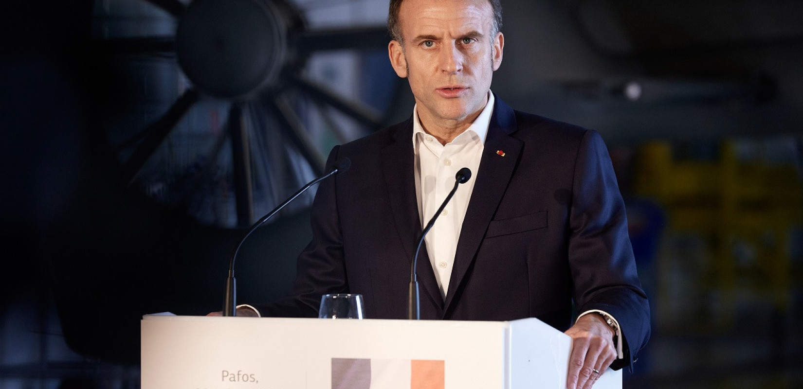 Σε στενή επικοινωνία με τον πρίγκιπα διάδοχο του θρόνου της Σαουδικής Αραβίας για το Ιράν ο Μακρόν