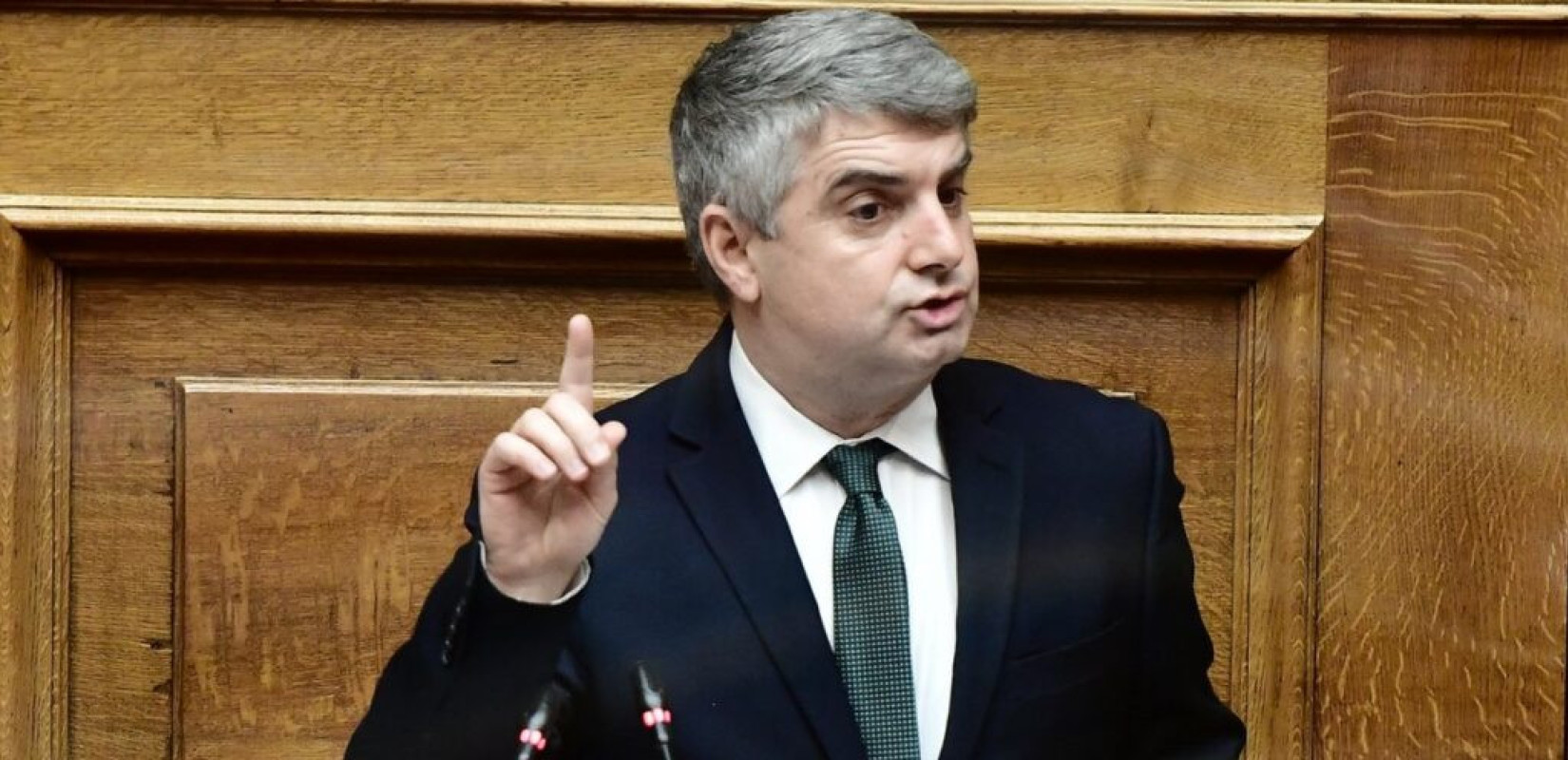 ΠΑΣΟΚ: Παραιτείται από βουλευτής και παραδίδει την έδρα του ο Οδυσσέας Κωνσταντινόπουλος μετά τη διαγραφή του