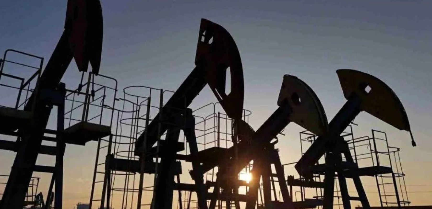 Κατάρρευση τιμών πετρελαίου μετά την εκεχειρία ΗΠΑ-Ιράν: Στα 93 δολάρια το βαρέλι WTI