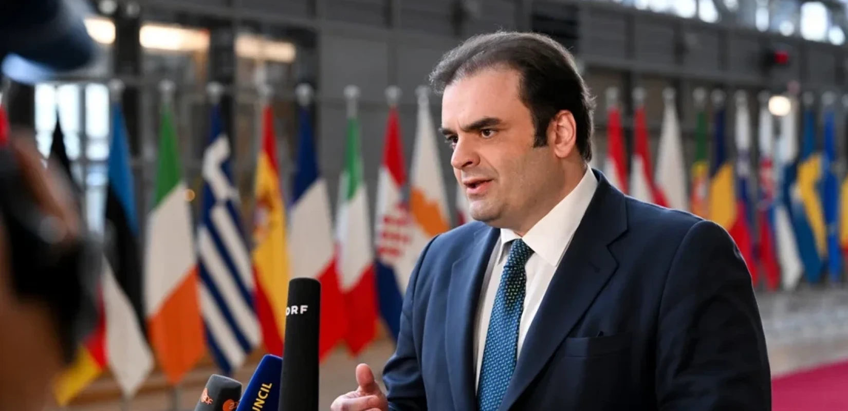 Κ. Πιερρακάκης πριν τη Σύνοδο Κορυφής: «Νωρίς για δραστικά μέτρα στην ενέργεια»