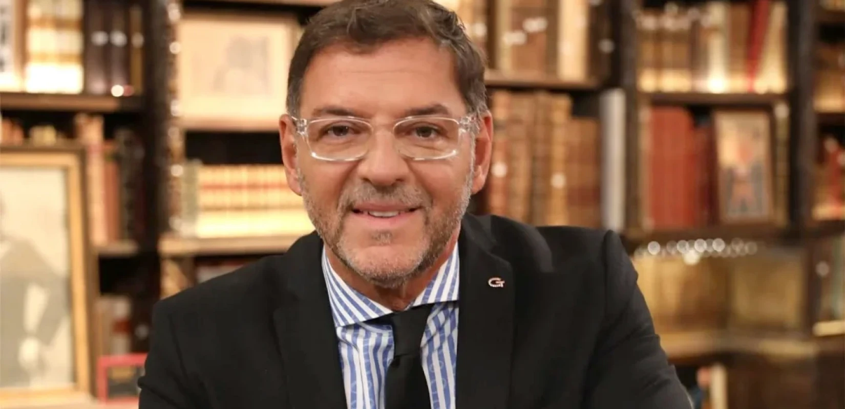 Δίωξη για τέσσερα κακουργήματα στον γνωστό γκαλερίστα Γιώρο Τσαγκαράκη - Αναλυτικά οι κατηγορίες