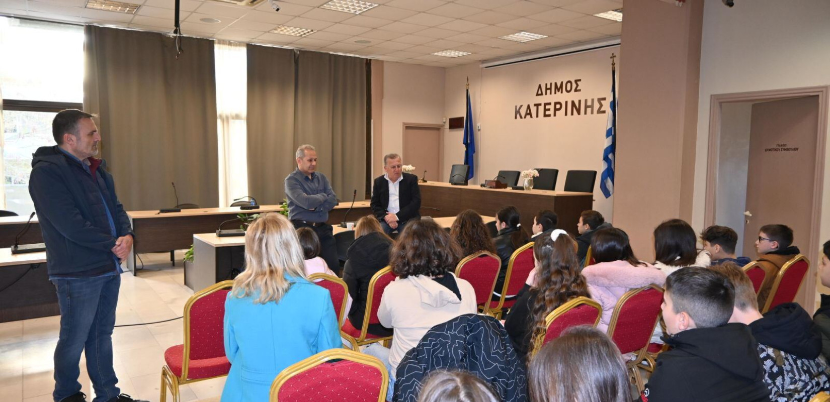 Μαθητές - «Ενεργοί Πολίτες» στο Δημαρχείο της Κατερίνης