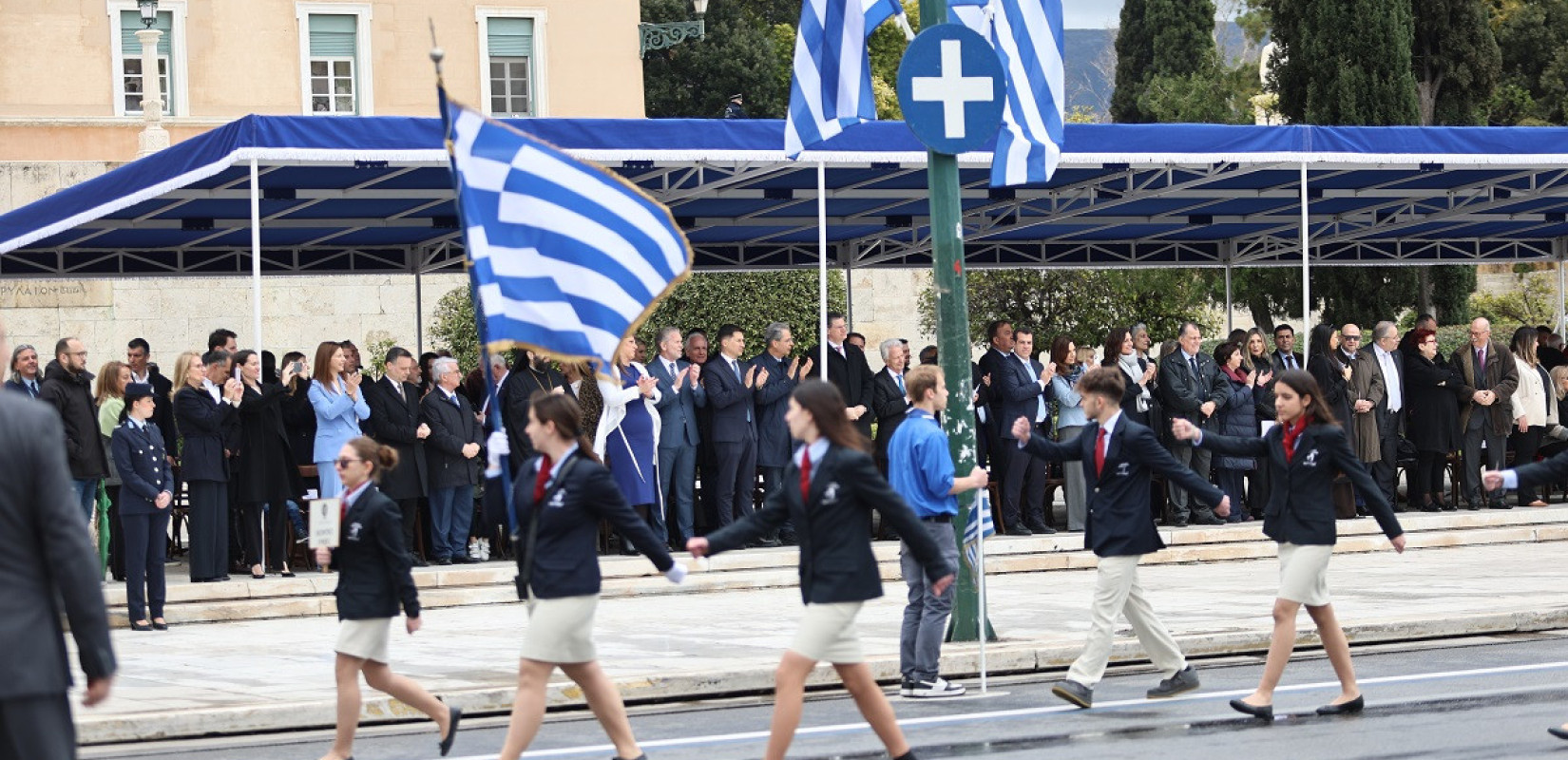Ολοκληρώθηκε η μαθητική παρέλαση στην Αθήνα - Δείτε φωτογραφίες