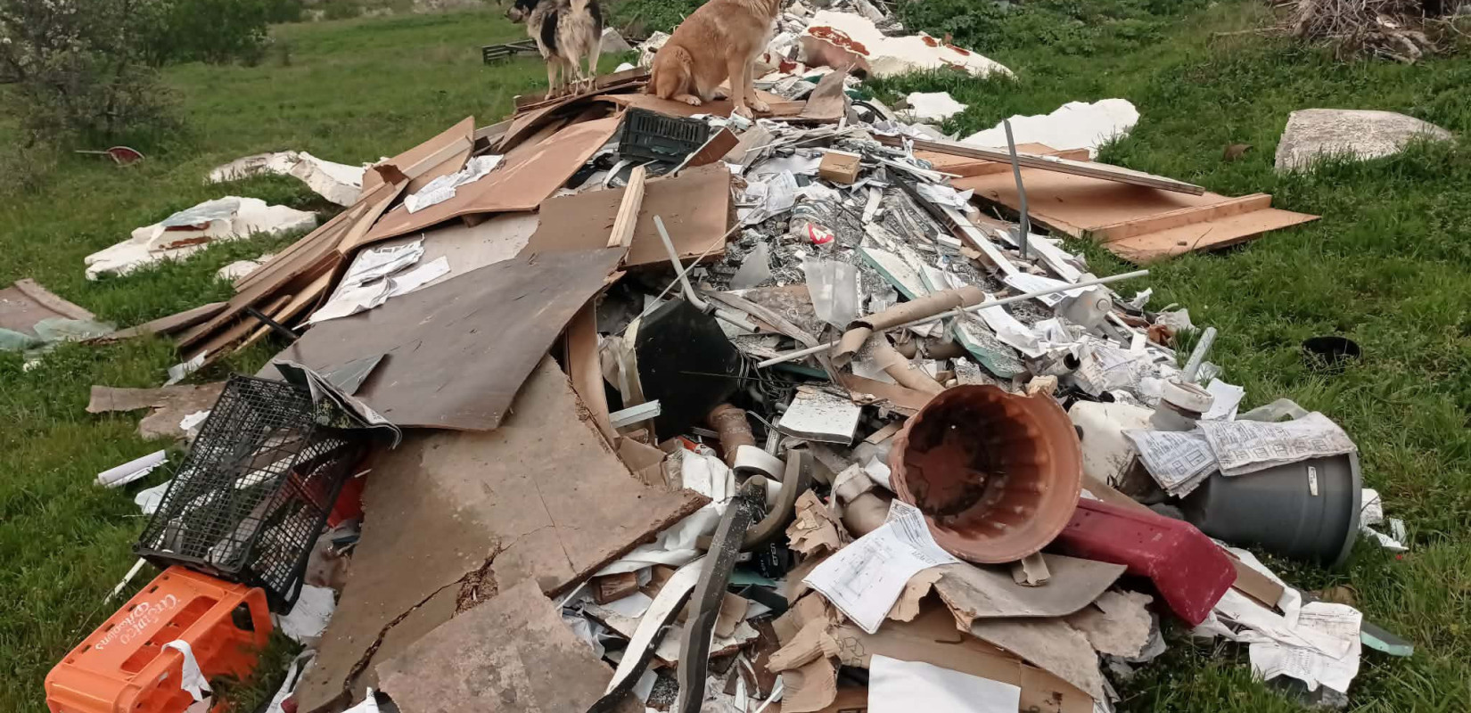 Ωραιόκαστρο: Καταγγελία της κοινότητας Δρυμού για ρύπανση από ογκώδη