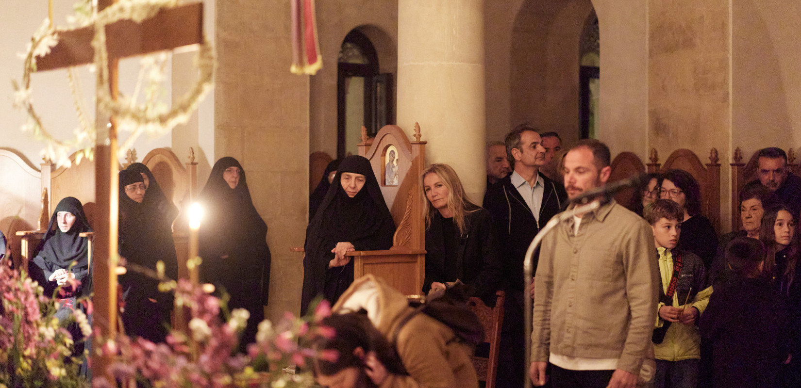 Κρήτη: Στα Χανιά για τον Επιτάφιο Κυριάκος Μητσοτάκης και Μαρέβα Γκραμπόφσκι